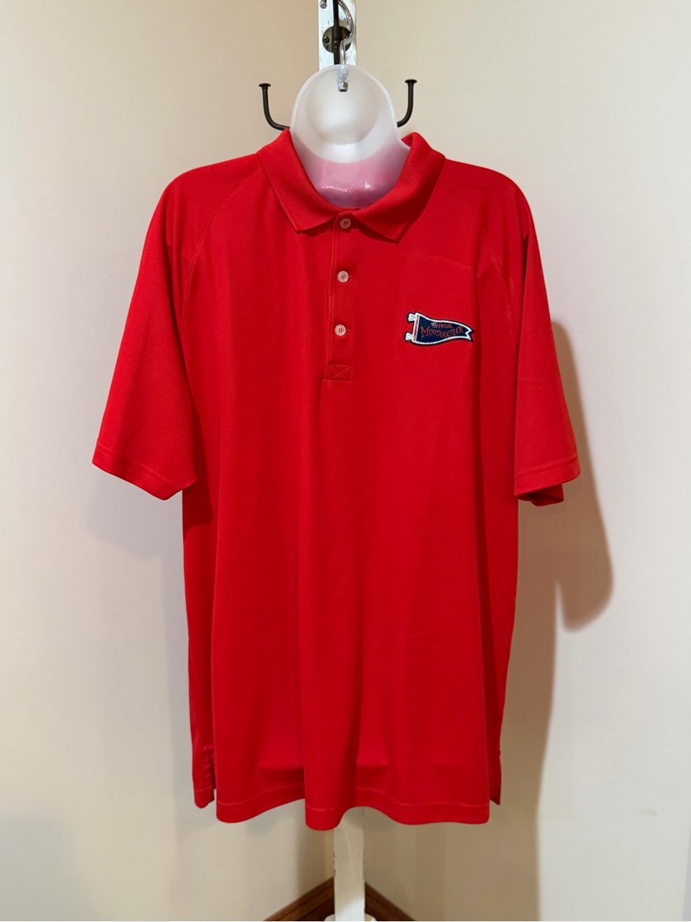 NWOT MENS LACOSTE SPORT POLO SHIRT WITH “OFFICIAL MOUSEKETEER” PATCH SIZE 7